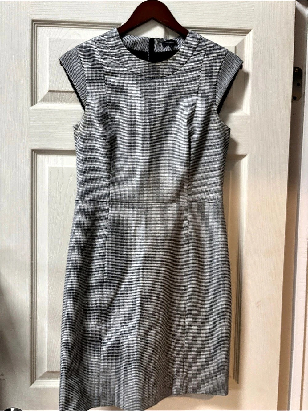 Theory Checkered Mini Dress in Black & White Size 6 Like New